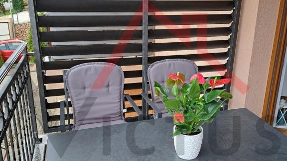 CRIKVENICA - 2S+DB, stan na prvom katu s terasom, 59 m2