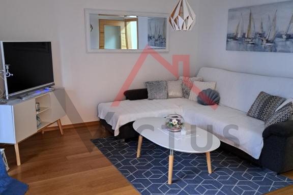 CRIKVENICA - 2S+DB, appartamento al primo piano con terrazza, 59 m2