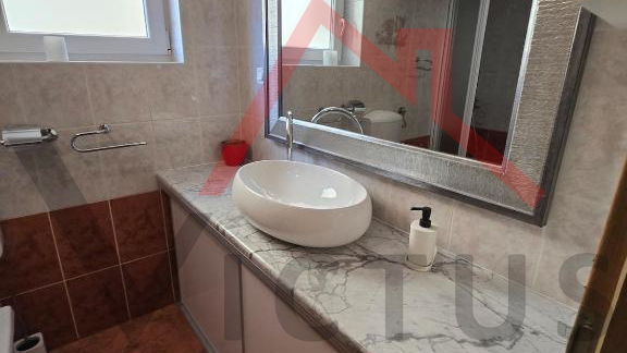 SELCE - Haus nicht weit vom Zentrum entfernt