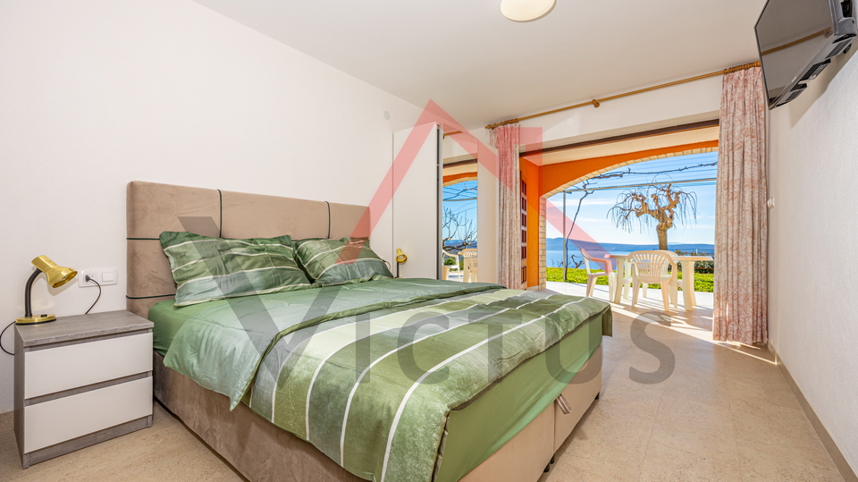 CRIKVENICA - Two houses with a swimming pool and an olive grove