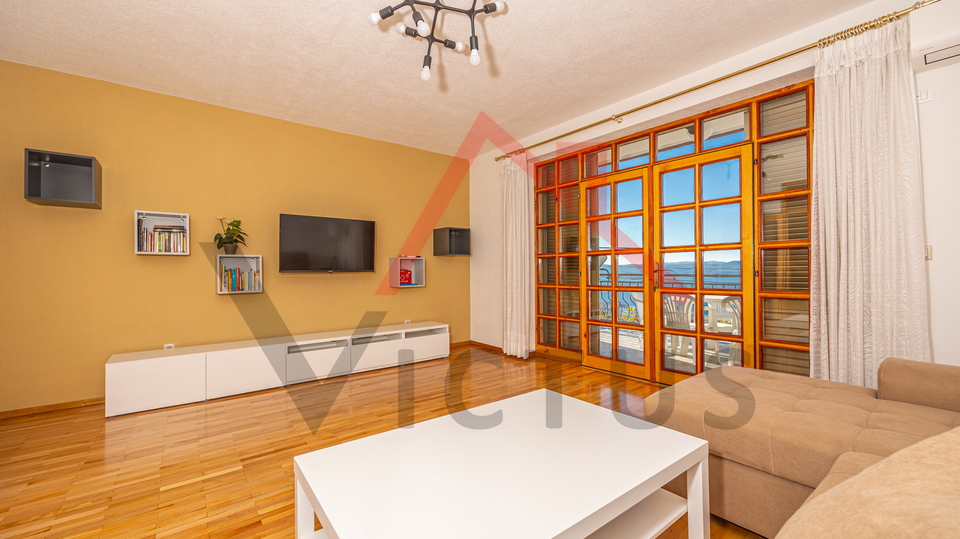 CRIKVENICA - Two houses with a swimming pool and an olive grove