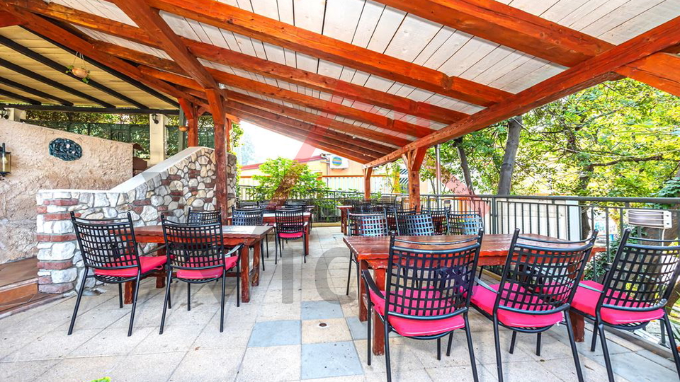 CRIKVENICA - Guesthouse with restaurant, 30 meters from the sea