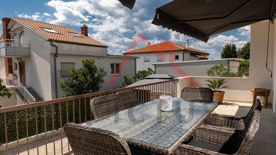 Haus, 180 m2, Verkauf, Crikvenica