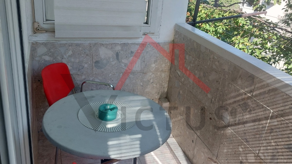 KRALJEVICA &ndash; Gar&ccedil;onniere&comma; 100 Meter vom Strand entfernt&comma; 28 m&sup2;