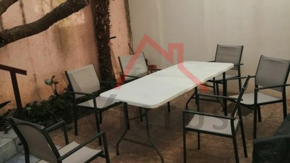 JADRANOVO - Manja kuća u blizini mora