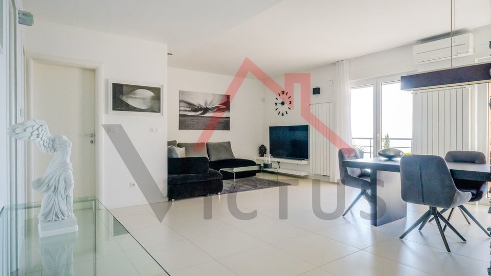 CRIKVENICA - Casa con 4 unit&agrave; abitative e piscina