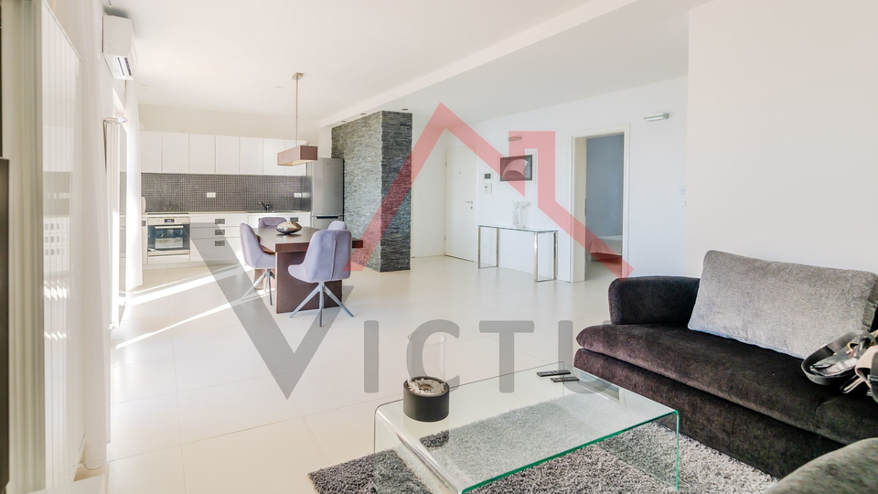 CRIKVENICA - Casa con 4 unit&agrave; abitative e piscina