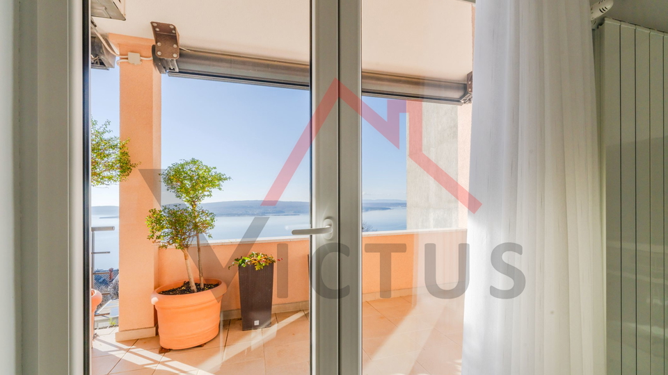CRIKVENICA - Casa con 4 unit&agrave; abitative e piscina