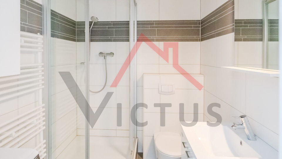 CRIKVENICA - Casa con 4 unit&agrave; abitative e piscina