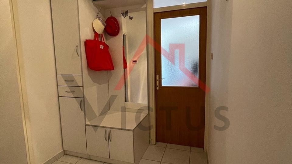CRIKVENICA - 2S+DB, stan s lođom, 56 m2