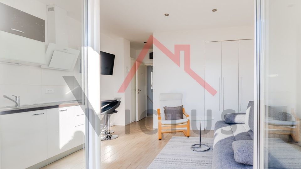 CRIKVENICA - Casa con 4 unit&agrave; abitative e piscina