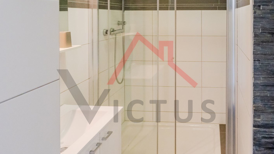 CRIKVENICA - Casa con 4 unit&agrave; abitative e piscina