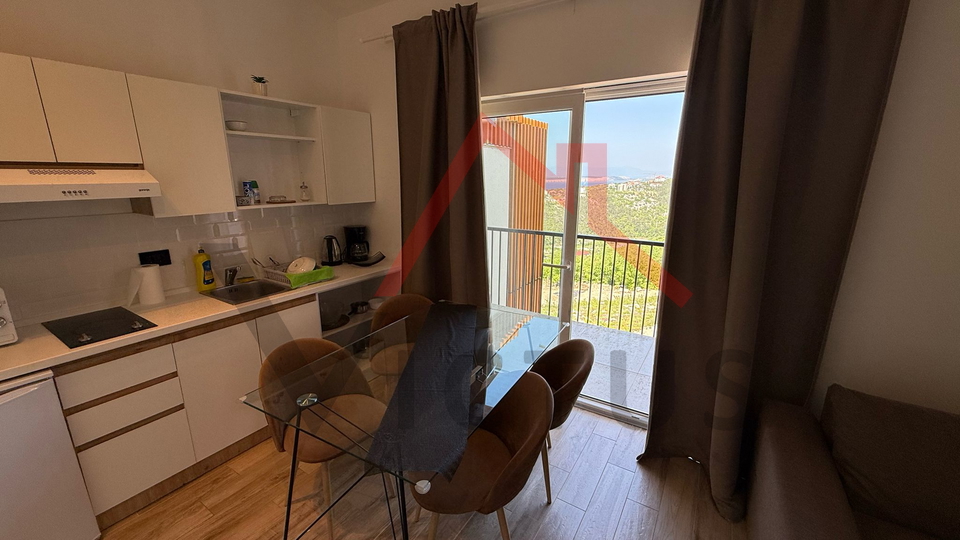 CRIKVENICA - 4 apartments in a new building in a row