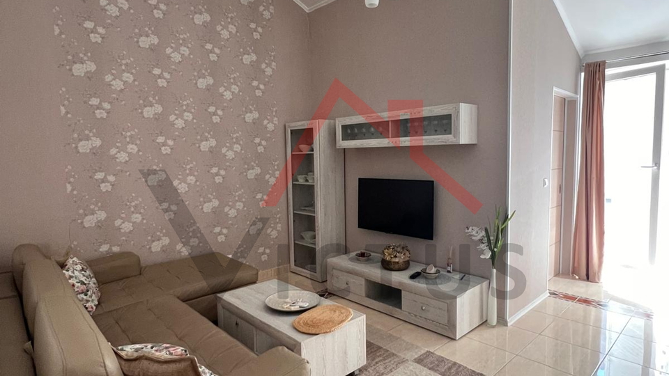 SELCE - Apartman s prostranom terasom, prvi red do mora