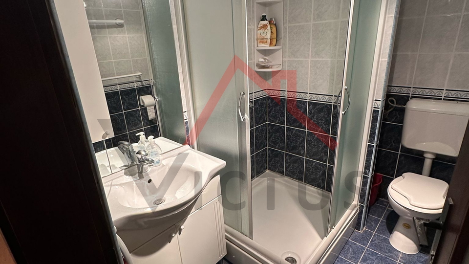 DRAMALJ - 2 camere + soggiorno, 80 m dal mare