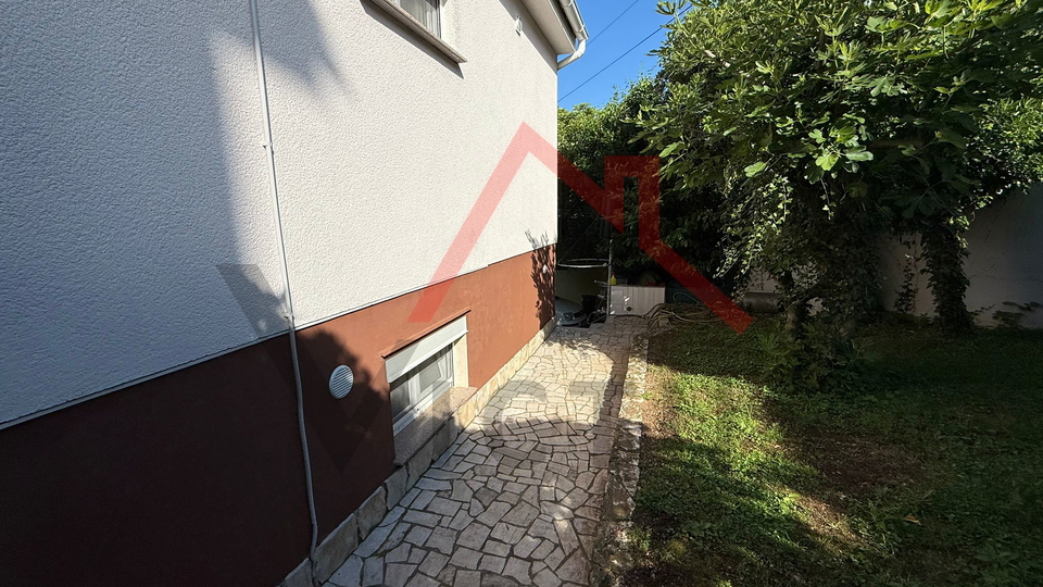 SELCE - Freistehendes Haus in ruhiger Lage