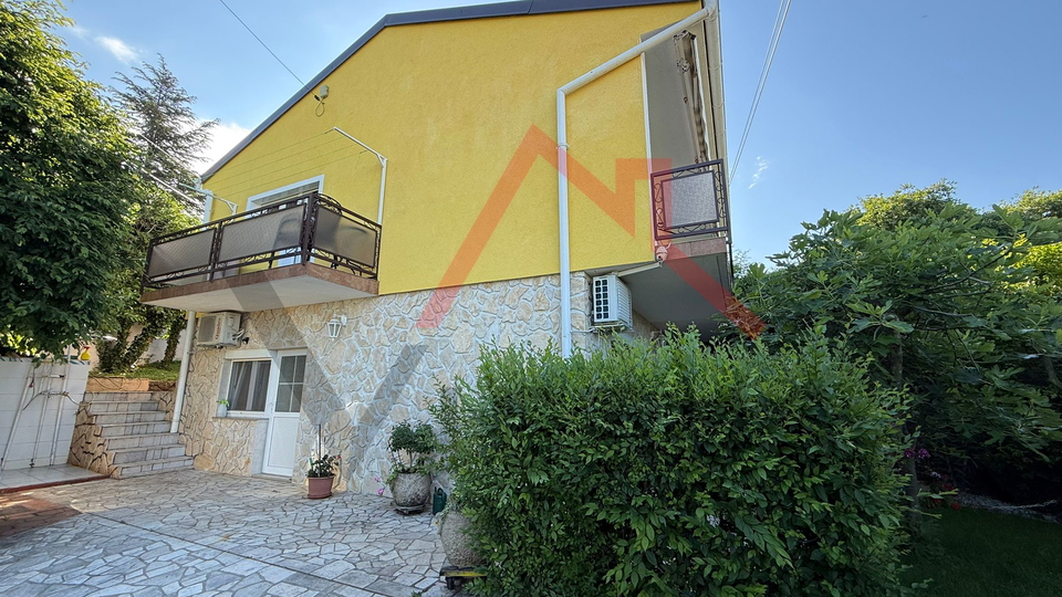 SELCE - Freistehendes Haus in ruhiger Lage