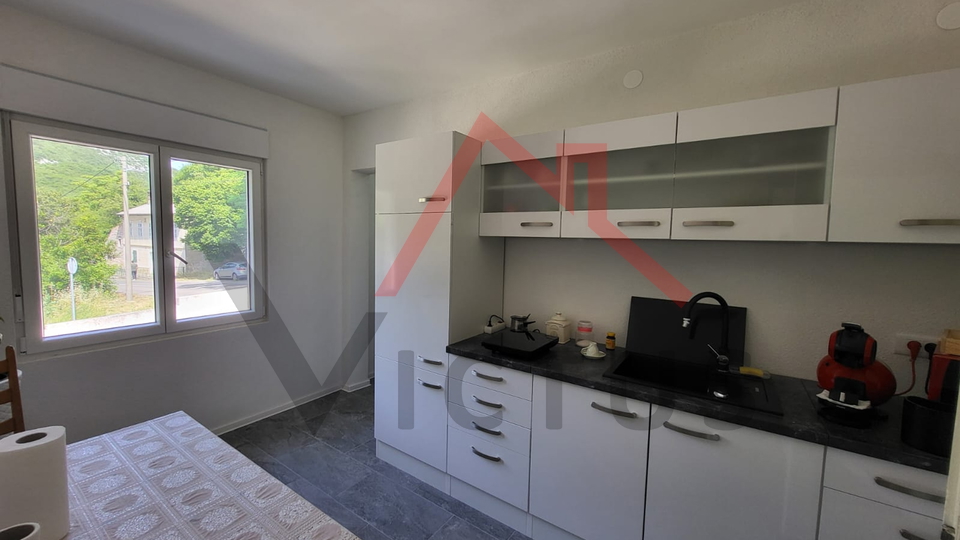 BRIBIR - Samostojeća kuća s garažom