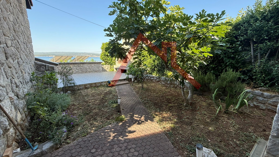 CRIKVENICA - Detached house, 50 m from the sea