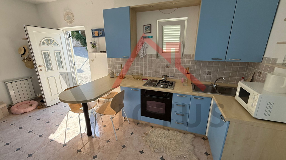 CRIKVENICA - Detached house, 50 m from the sea