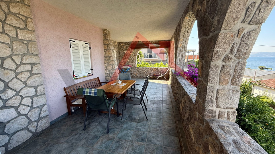 CRIKVENICA - Detached house, 50 m from the sea