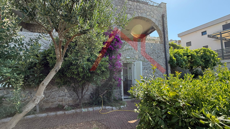 CRIKVENICA - Detached house, 50 m from the sea