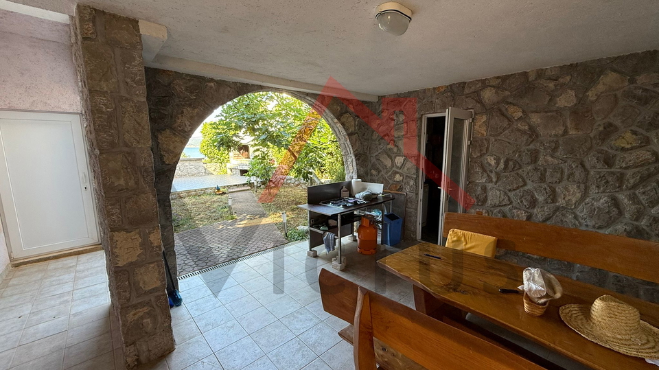 CRIKVENICA - 3 unità abitative, a 50 m dal mare