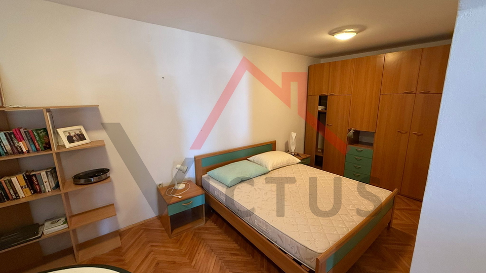 CRIKVENICA - 3 unità abitative, a 50 m dal mare