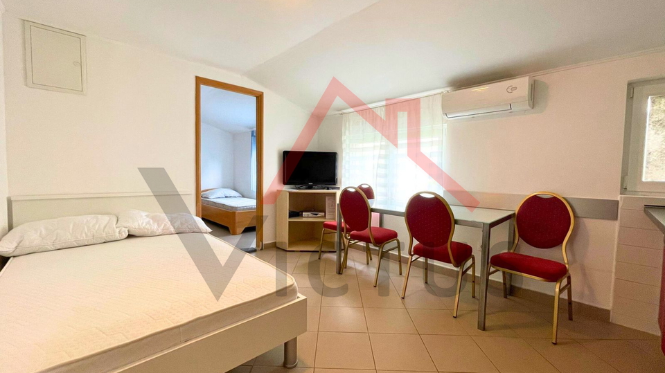 CRIKVENICA - stan 100 m od mora i centra