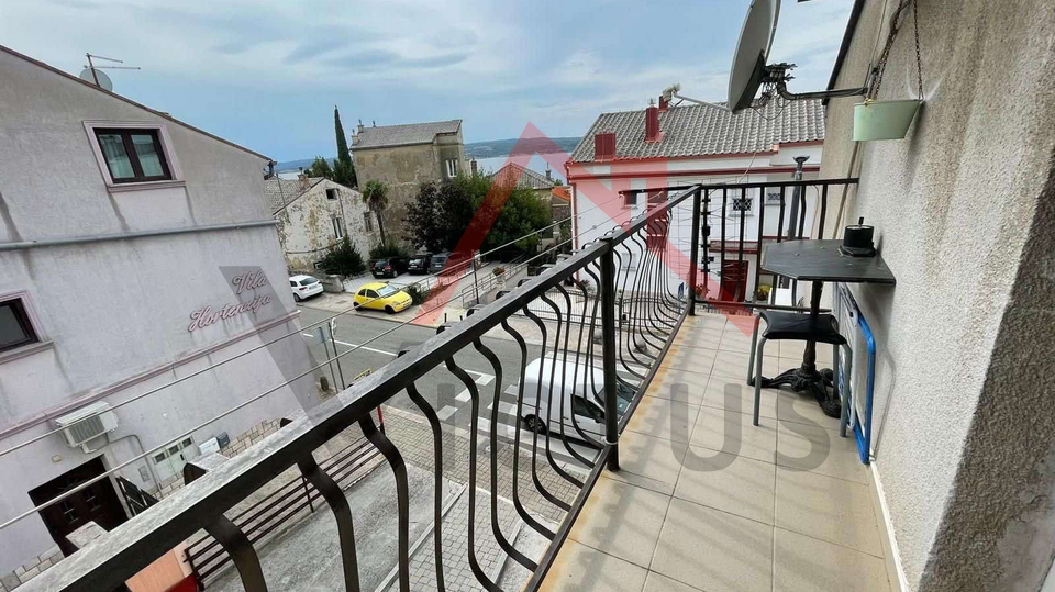 CRIKVENICA - stan 100 m od mora i centra