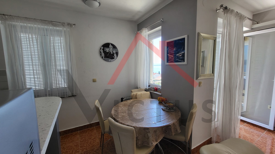 CRIKVENICA - 2S+DB, stan 250 m od mora, 47 m2