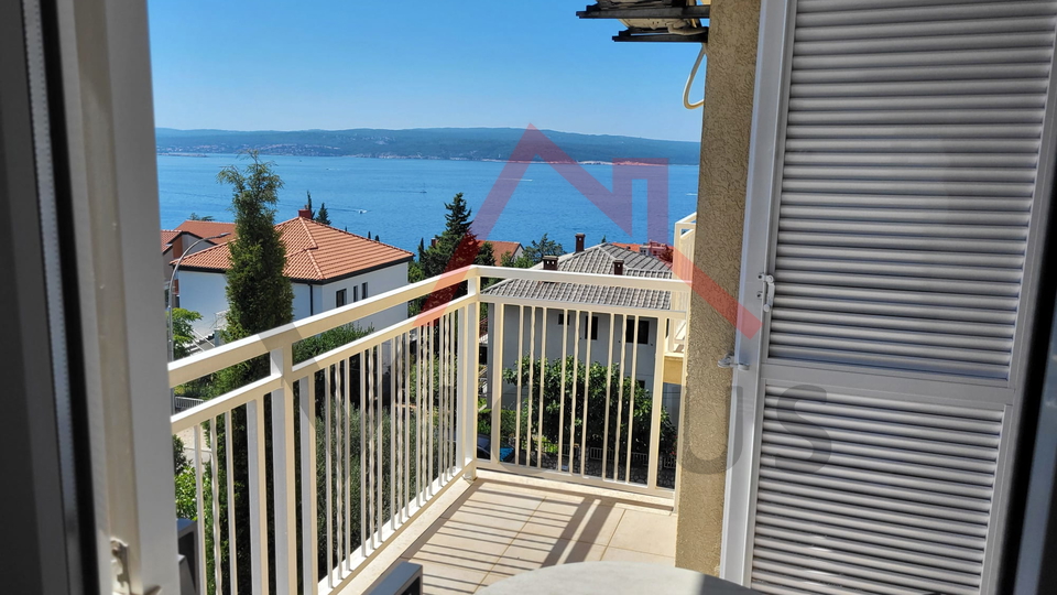 CRIKVENICA - 2S+DB, stan 250 m od mora, 47 m2