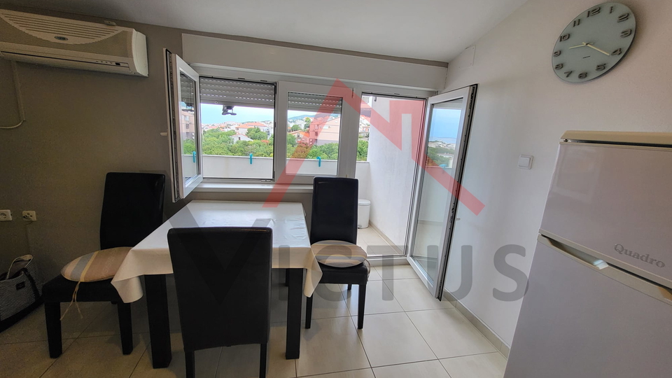 CRIKVENICA - Stan s lođom, 34 m2