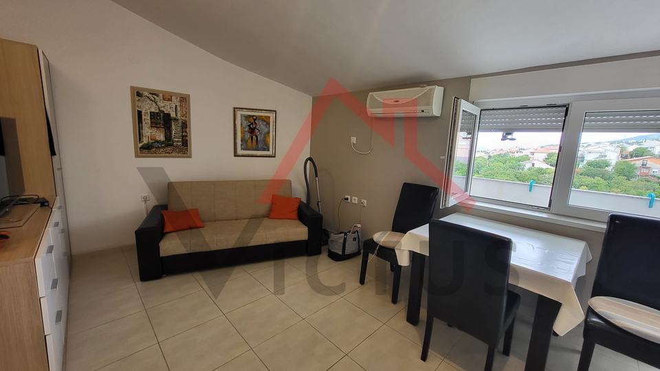 CRIKVENICA - Stan s lođom, 34 m2