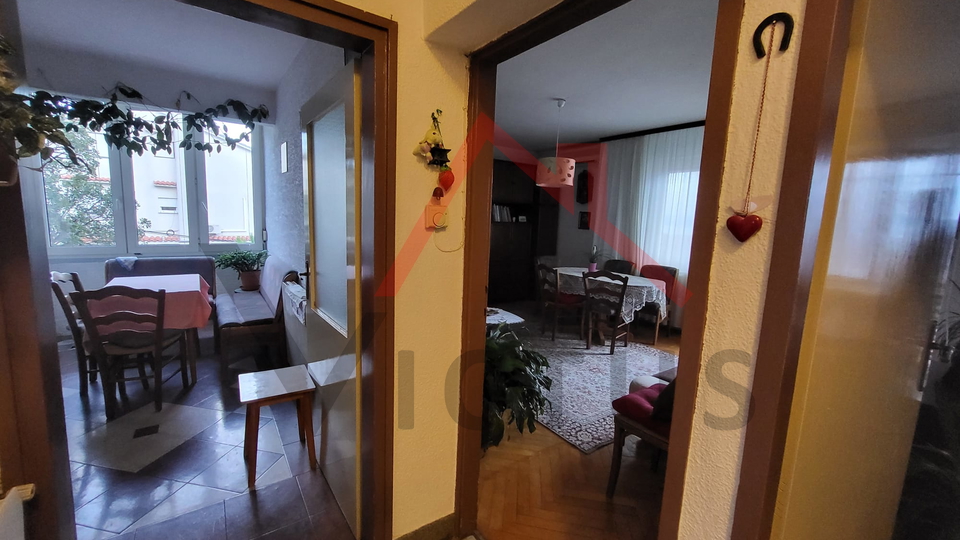 CRIKVENICA - 2 camere + soggiorno con angolo cottura, appartamento vicino al centro, 70 m2