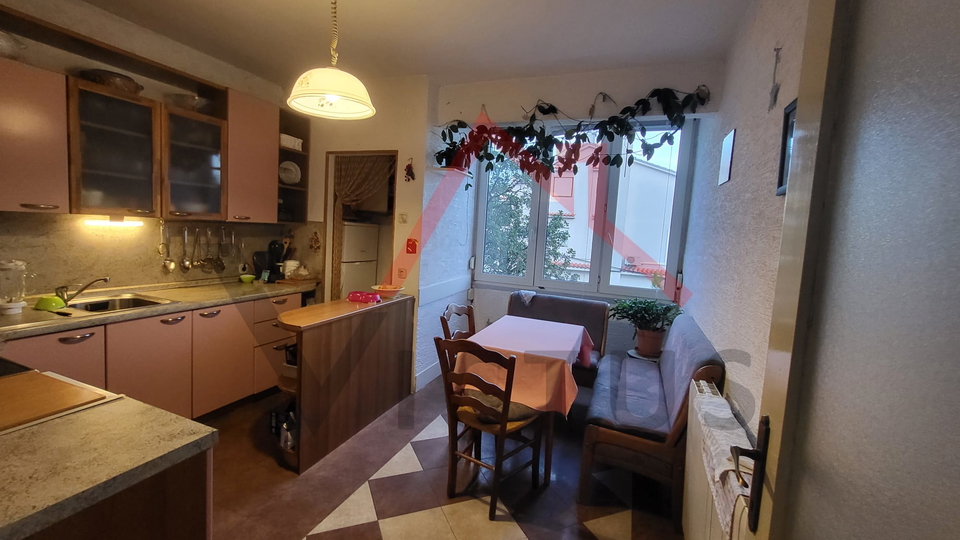 CRIKVENICA - 2 camere + soggiorno con angolo cottura, appartamento vicino al centro, 70 m2