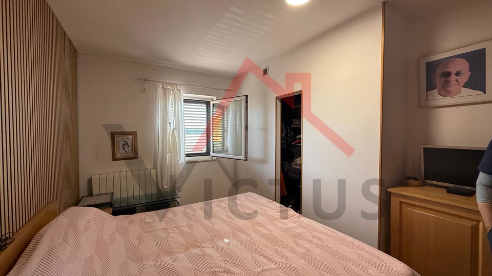 SELCE - 3-Zimmer-Wohnung mit Wohnzimmer, Wohnung im 2. Stock mit Parkplatz