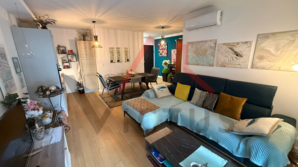 JADRANOVO - 2-Zimmer-Wohnung mit Wohnzimmer, Garten und Parkplatz