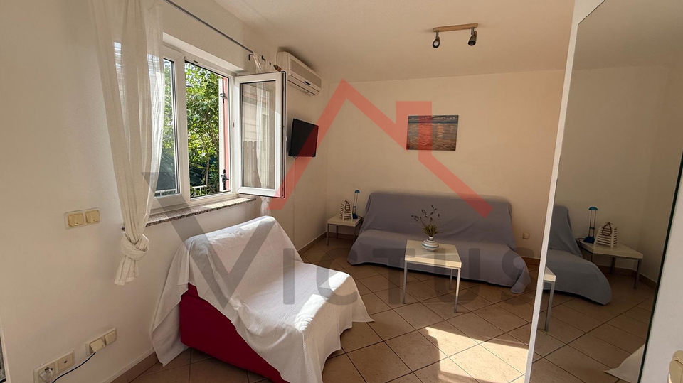 CRIKVENICA - Erdgeschosswohnung in der Nähe des Zentrums, 37 m²