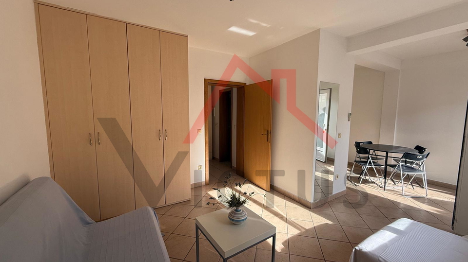 CRIKVENICA - Erdgeschosswohnung in der Nähe des Zentrums, 37 m²