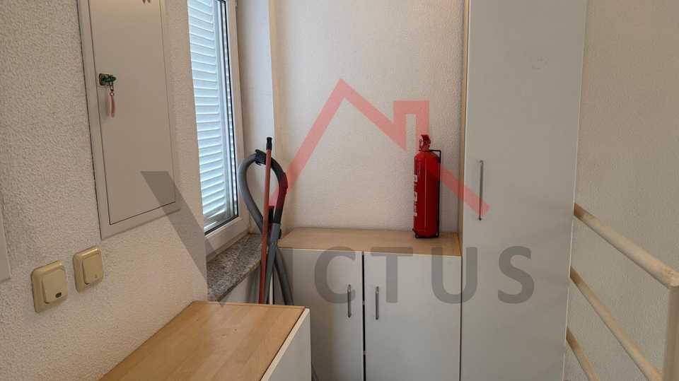 CRIKVENICA - Wohnung unweit des Zentrums, 66 m2
