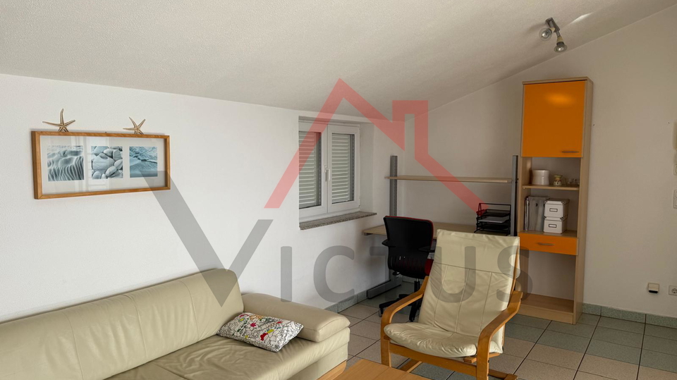 CRIKVENICA - Wohnung unweit des Zentrums, 66 m2