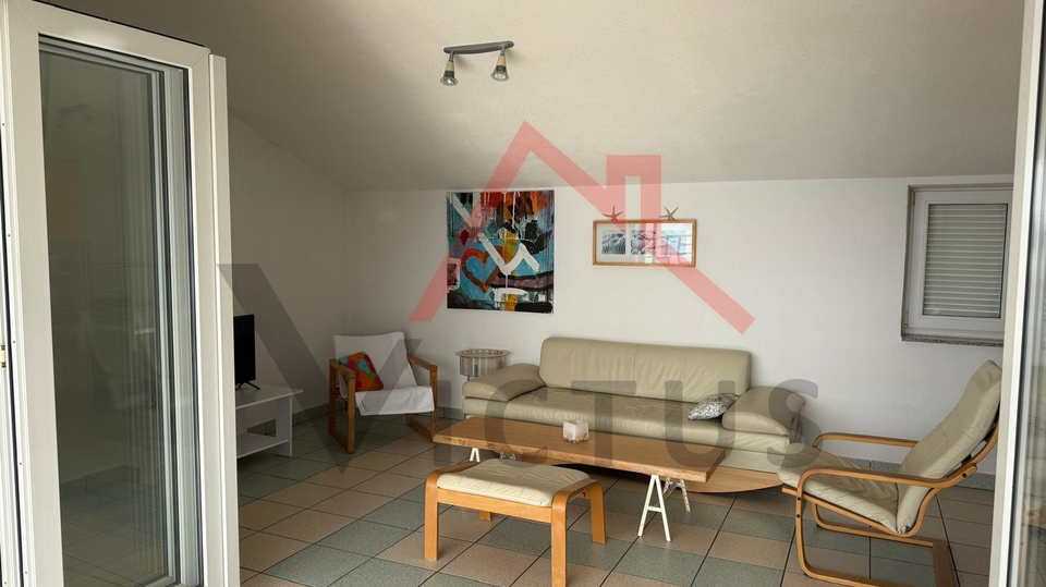 CRIKVENICA - Wohnung unweit des Zentrums, 66 m2