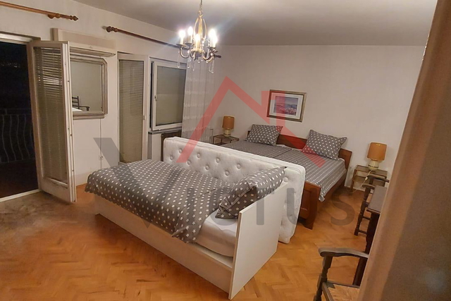SELCE - Samostojeća kuća s okućnicom, 150 m od mora