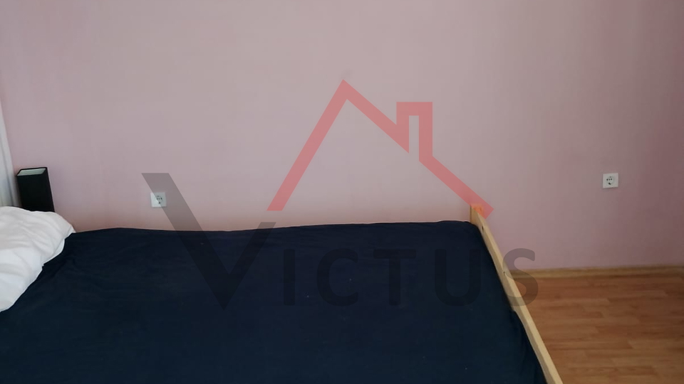 NOVI VINODOLSKI - 2S+DB, stan na mirnoj lokaciji, 66 m2