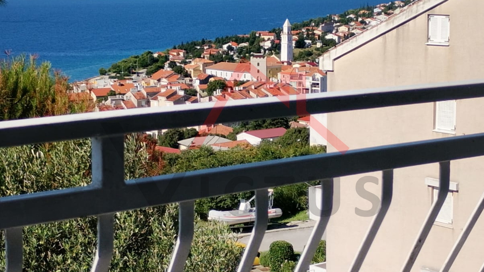 NOVI VINODOLSKI - 2S+DB, stan na mirnoj lokaciji, 66 m2