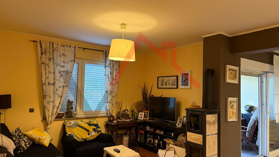 CRIKVENICA - three-room apartment with a yard