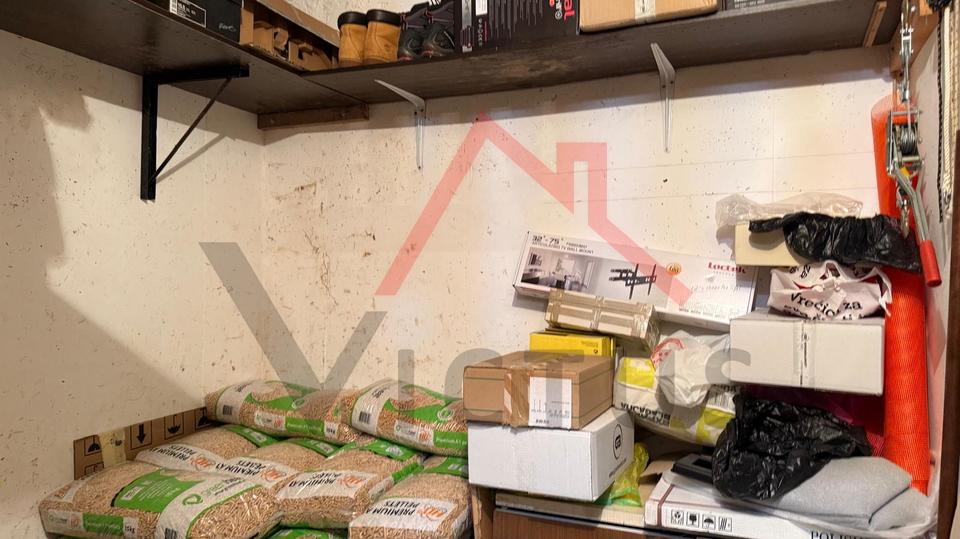 KRALJEVICA - 1-bedroom apartment with dining room, second floor, 51 m2