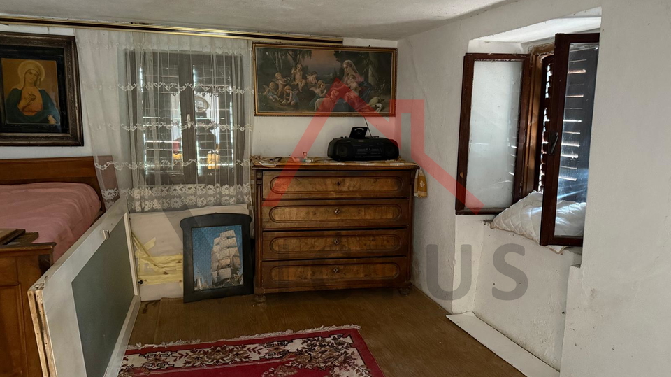 GRIŽANE - Kamena kuća