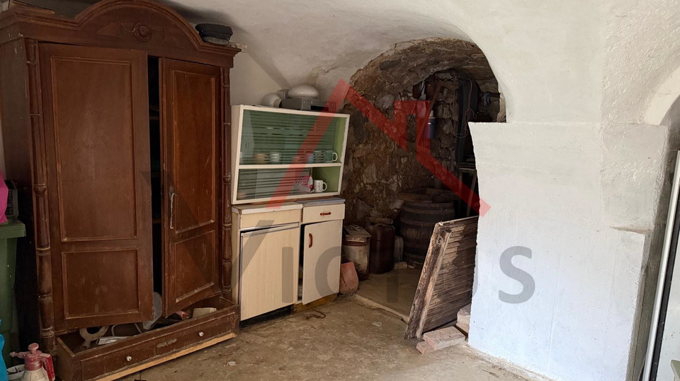GRIŽANE - Kamena kuća